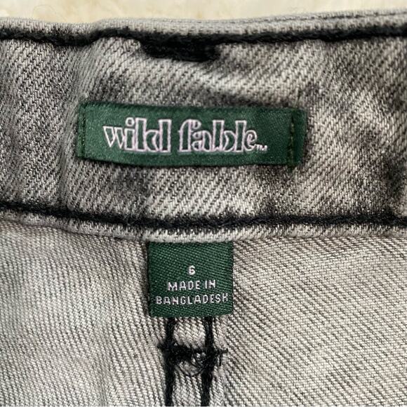 Wild Fable Women's Acid Wash Highest Rise Mom Shorts Size 6 Gray High Waisted - Picture 4 of 6